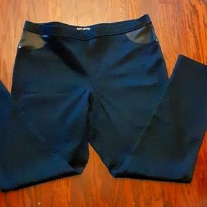 DKNY Jeans black stretch texture print crop pullon style taper slim leg XXL EUC…